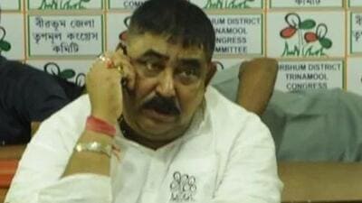 The Calcutta high court on Friday denied TMC leader Anubrata Mondol any relief from appearing before CBI. (File/HT) The Calcutta high court on Friday denied TMC leader Anubrata Mondol any relief from appearing before CBI. (File/HT)