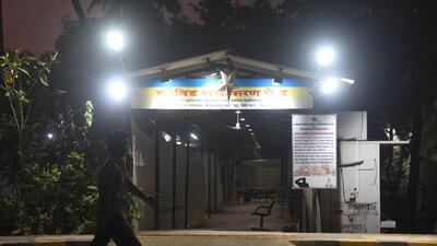 A total of 12,273 tests were conducted in Mumbai in 24 hours between Monday and Tuesday, bringing the positivity rate for Tuesday to 0.4% (Vijay Bate) A total of 12,273 tests were conducted in Mumbai in 24 hours between Monday and Tuesday, bringing the positivity rate for Tuesday to 0.4% (Vijay Bate)