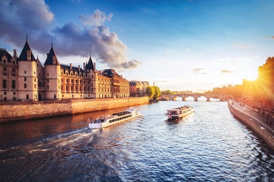 Packages include a cruise on River Seine. (Unsplash)