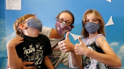 Attitudes among parents about vaccinating their kids remains varied (Mike Blake/REUTERS	)