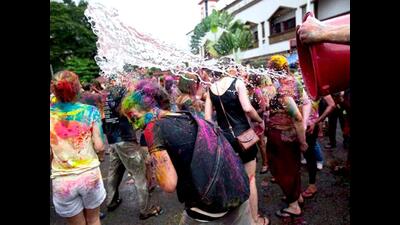In order to keep troublemakers under control, the Pune police have form special squads at police station level including other departments, during the celebration of Dhulivandan and Holi across the city. (FILE PHOTO)