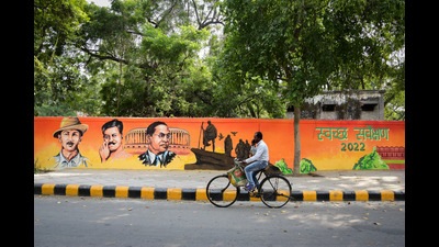 Tolstoy Road, near Jantar Mantar, now has wall art inspired by India’s freedom struggle. (Photo: Manish Rajput/HT) Tolstoy Road, near Jantar Mantar, now has wall art inspired by India’s freedom struggle. (Photo: Manish Rajput/HT)
