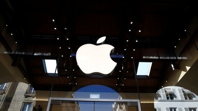 An Apple logo is pictured in an Apple store. (REUTERS)