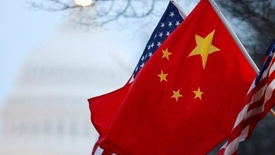 The People's Republic of China flag and the US Stars and Stripes fly along Pennsylvania Avenue near the US Capitol in Washington. (Reuters File Photo) The People's Republic of China flag and the US Stars and Stripes fly along Pennsylvania Avenue near the US Capitol in Washington. (Reuters File Photo)