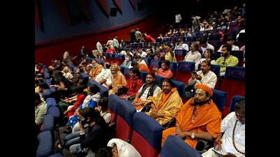 Kashi Dharma Parishad members watching the ‘Kashmir Files’ in a cinema hall in Varanasi. (HT Photo) Kashi Dharma Parishad members watching the ‘Kashmir Files’ in a cinema hall in Varanasi. (HT Photo)