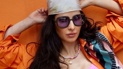 Katrina Kaif is ultimate boho beach babe in cropped tank top and bikini bottoms: Check out new pics Katrina Kaif is ultimate boho beach babe in cropped tank top and bikini bottoms: Check out new pics
