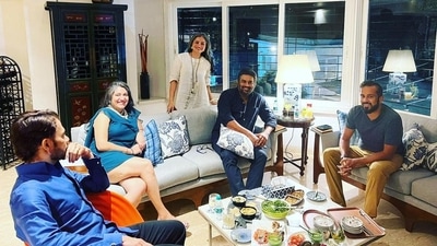 Anupam Mittal with R Madhavan and Chetan Bhagat at the latter's residence. Anupam Mittal with R Madhavan and Chetan Bhagat at the latter's residence. 