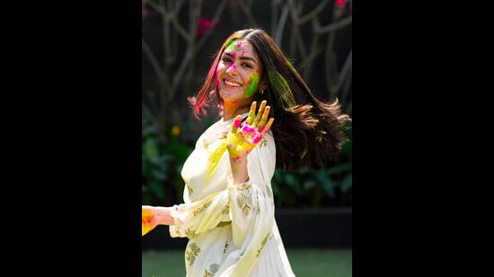 Mrunal Thakur: We make puranpolis at home on Holi Mrunal Thakur: We make puranpolis at home on Holi