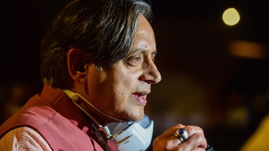 Shashi Tharoor said PM Modi sometimes displays certain traits like Atal Bihari Vajpayee.(PTI)