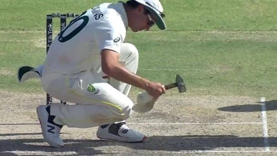 Pat Cummins hammers pitch during 2nd Test between Pakistan and Australia in Karachi. (Twitter)