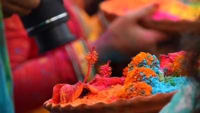 Kerala - Manjal Kuli: In the south, people celebrate Holi in a very different way compared to the rest of the states. Manjal Kuli is a festival of the Kudumbi and Konkani communities. It is more peaceful and takes place in temples where locals visit and celebrate with folk songs and watercolours containing turmeric. (Unsplash) Kerala - Manjal Kuli: In the south, people celebrate Holi in a very different way compared to the rest of the states. Manjal Kuli is a festival of the Kudumbi and Konkani communities. It is more peaceful and takes place in temples where locals visit and celebrate with folk songs and watercolours containing turmeric. (Unsplash)