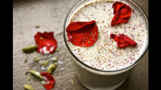 There are different types of Thandai like Lotus Thandai (Shutterstock)