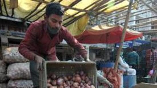 Petitioners had alleged that contractor was charging fee at the grain market’s entry gates irrespective of where the vehicles were headed. (HT File Photo)