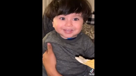 Screengrab from Instagram video that shows a baby trying cheese dip for the first time.&nbsp;(instagram/@inperlasworld)