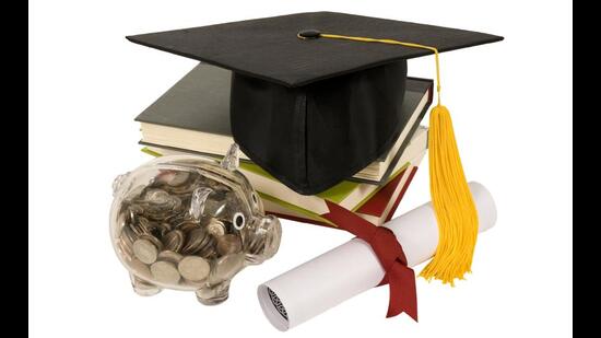 In the 2019-20 and 2020-21 academic sessions, 189 CSE, 190 IT and 147 ECE students were placed at UIET, Chandigarh. However, students who got placement from mechanical engineering and biotechnology branches were 24 and 22, respectively. (Getty Images/iStockphoto)