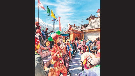 In Sangla, the festival, known as Faugli festival, is celebrated to worship the local deities.