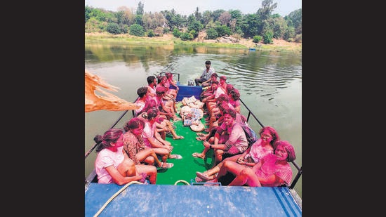 In Hampi, Holi is celebrated on the banks of Tungabhadra river.