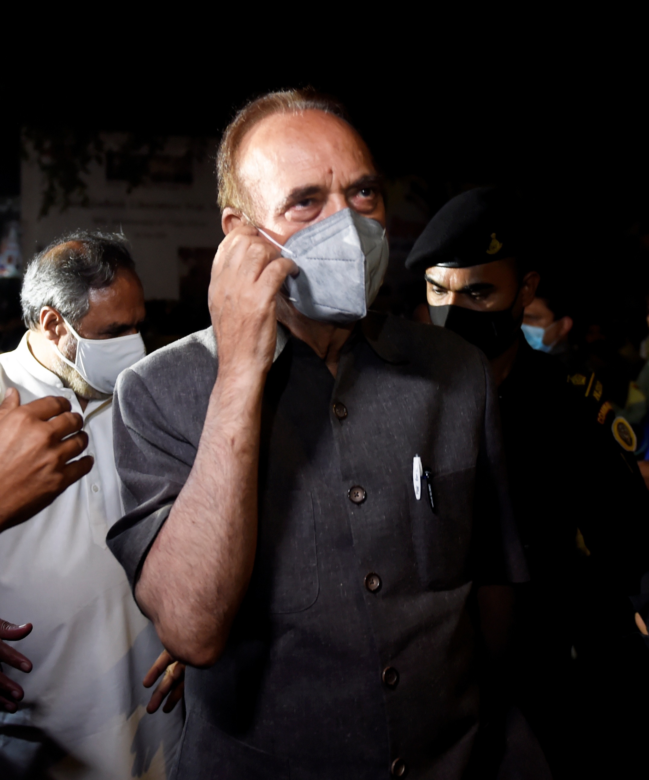 File photo of senior Congress leaders Ghulam Nabi Azad and Anand Sharma leaving after the end of a CWC meeting in New Delhi. (PTI)