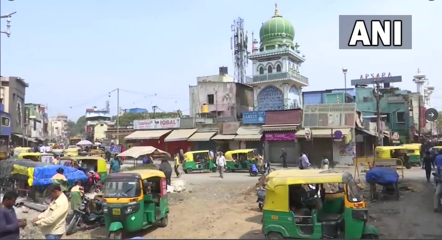 Bengaluru's Shivajinagar sees some shops shut on account of a bandh called by Muslim bodies (ANI photo)