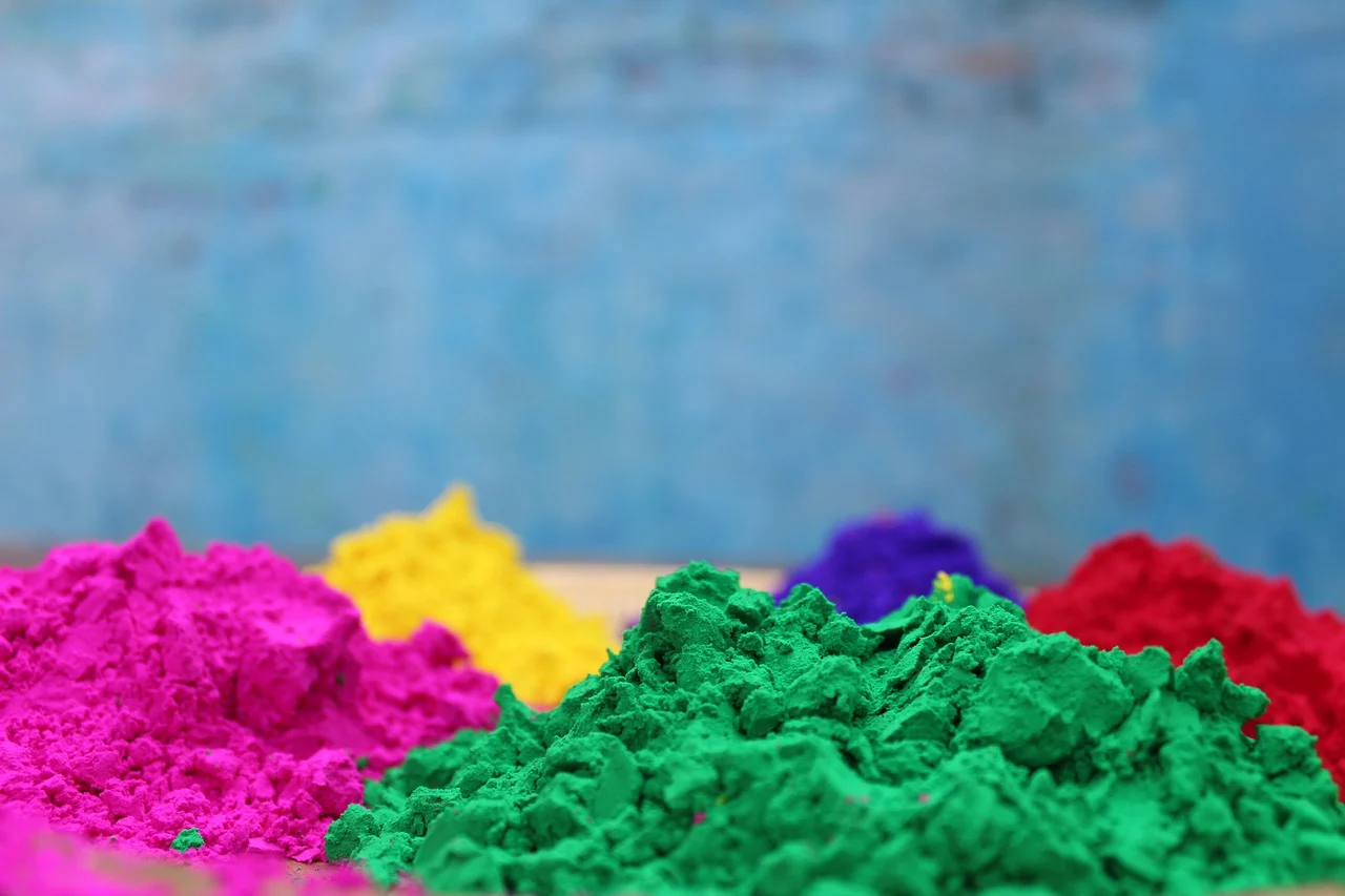 Celebrate Holi with organic colours&nbsp;