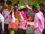 The pre-Holi week in 2022 in comparison to the pre-Holi week in previous years is the 5th hottest since 1951 by maximum temperature.(HT Photo/Sanchit Khanna) The pre-Holi week in 2022 in comparison to the pre-Holi week in previous years is the 5th hottest since 1951 by maximum temperature.(HT Photo/Sanchit Khanna)