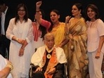 Shashi Kapoor had once spoken about Shabana Azmi and Zeenat Aman.