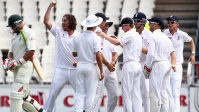 England players celebrate the dismissal of Jacques Kallis (Getty Images)
