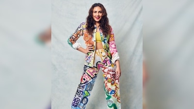 The outfit is the perfect Holi wear since it features vibrant abstract prints all over. (Instagram/@iamhumaq) The outfit is the perfect Holi wear since it features vibrant abstract prints all over. (Instagram/@iamhumaq)