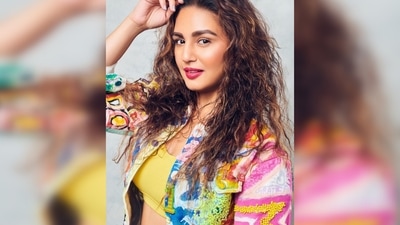 Huma Qureshi had a special message in her caption. She wrote, "#HappyHoli to my IG fam! ✨ Here's wishing you and your loved ones a Holi as colourful and vibrant as my outfit 💖soak in the hues of joy today, stay safe and have a dry Holi...let's put water to better use!." (Instagram/@iamhumaq) Huma Qureshi had a special message in her caption. She wrote, "#HappyHoli to my IG fam! ✨ Here's wishing you and your loved ones a Holi as colourful and vibrant as my outfit 💖soak in the hues of joy today, stay safe and have a dry Holi...let's put water to better use!." (Instagram/@iamhumaq)