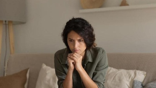 Long naps can can be early sign of Alzheimer's disease? Here's what study says (Shutterstock)