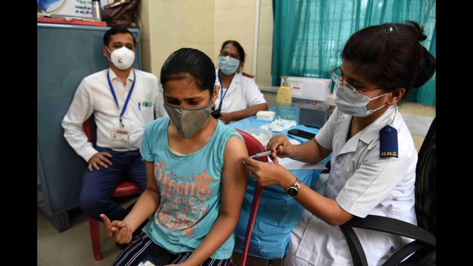 Covid vaccination for 12-15 years age group off to a slow start in Thane