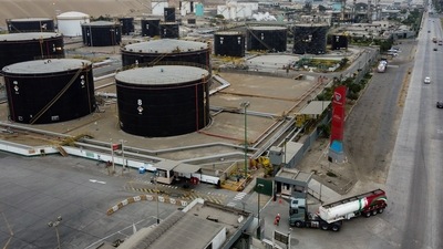 The Petroperu Conchan Refinery in Lima, Peru, on Thursday, March 17, 2022. Photographer: Miguel Yovera/Bloomberg (Bloomberg) The Petroperu Conchan Refinery in Lima, Peru, on Thursday, March 17, 2022. Photographer: Miguel Yovera/Bloomberg (Bloomberg)