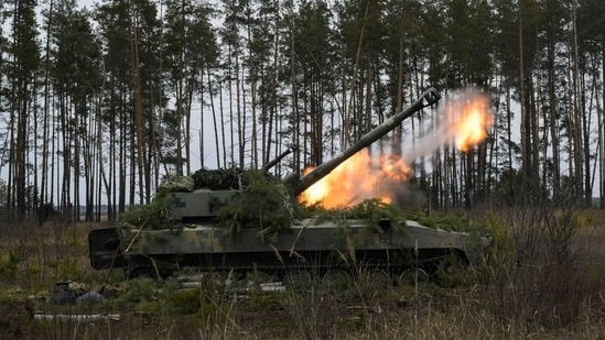 Ukrainian armed forces self-propelled howitzers fire at positions following Russia's invasion of Ukraine, near the settlement of Makariv, Ukraine(Reuters)