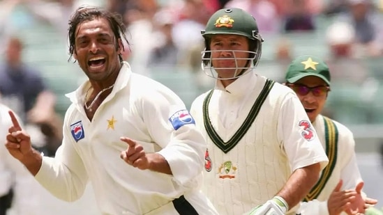 Shoaib Akhtar recalls fiery duel with Ricky Ponting in 1999 Perth Test(Getty)