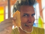 After relishing Holi-special gujjias, Milind Soman shares fitness-related tips(Instagram/@milindrunning) After relishing Holi-special gujjias, Milind Soman shares fitness-related tips(Instagram/@milindrunning)