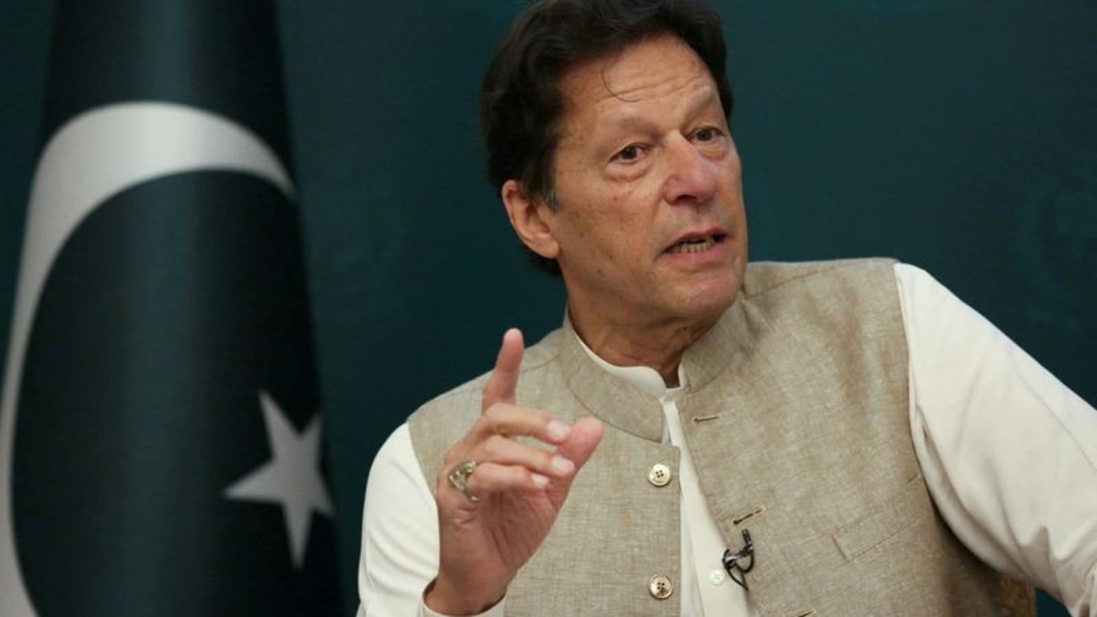 Imran Khan은 IMF의 의심에 직면해 있습니다. “15억 달러 지원 패키지에 자금을 어떻게 조달하시겠습니까?”  |  세계 뉴스
