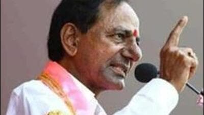 Chinna Jeeyar had fixed the muhurtham for the consecration of the temple at 11.55 am on March 28 by performing Maha Kumbabhishekam during Telangana chief minister K Chandrasekhar Rao (KCR)’s visit to his ashram in October 2021. (HT Archives)