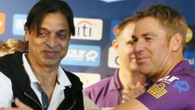 Shoaib Akhtar and Shane Warne (Twitter) Shoaib Akhtar and Shane Warne (Twitter)