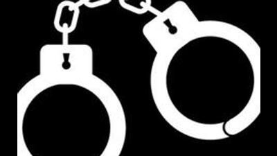 Police arrested parking manager Mandeep and his workers, Zahid Sikander and Amir, all residents of Bapu Dham Colony in Sector 26, Chandigarh. (Getty Images) Police arrested parking manager Mandeep and his workers, Zahid Sikander and Amir, all residents of Bapu Dham Colony in Sector 26, Chandigarh. (Getty Images)