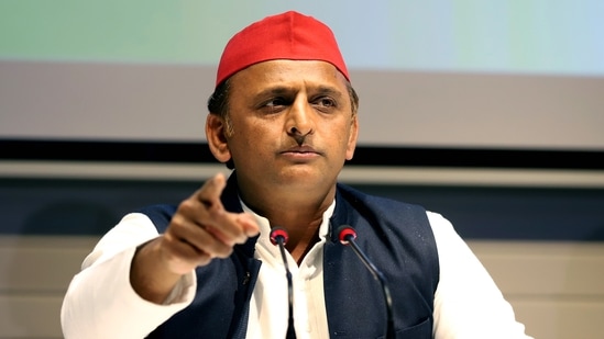 Samajwadi Party chief Akhilesh Yadav at a press conference.&nbsp;(PTI file)