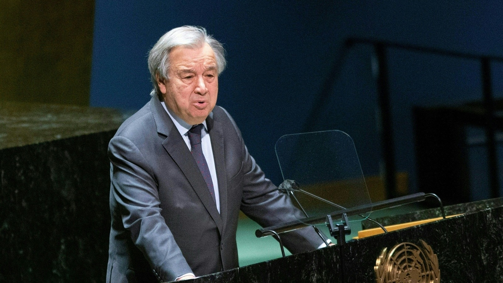 World 'sleepwalking' to climate catastrophe, problem getting worse: UN chief