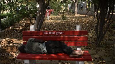 Gurugram, India – March 21, 2022: A man takes an afternoon siesta at a park in Sector 38 in Gurugram, India, on Monday, March 21, 2022. (Photo by Vipin Kumar/ Hindustan Times) (Vipin Kumar/HT PHOTO) Gurugram, India – March 21, 2022: A man takes an afternoon siesta at a park in Sector 38 in Gurugram, India, on Monday, March 21, 2022. (Photo by Vipin Kumar/ Hindustan Times) (Vipin Kumar/HT PHOTO)