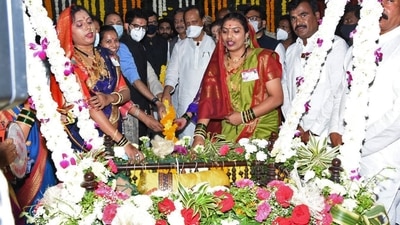 Maharashtra Environment Minister Aaditya Thackeray, Deputy Chief Minister Ajit Pawar and others celebrated Chhatrapati Shivaji Maharaj's birth anniversary in Pune on March 19. (ANI)