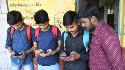 Candidates who are not happy with their BSEB Class 12th final results can apply for scrutiny of answer sheets on biharboardonline.bihar.gov.in up to March 30. (Santosh Kumar)