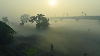 Annual average PM2.5 levels in Delhi increased by almost 15% in 2021 compared to the previous year. (HT Photo) Annual average PM2.5 levels in Delhi increased by almost 15% in 2021 compared to the previous year. (HT Photo)