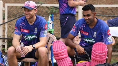 Rajasthan Royals, IPL 2022: Jos Buttler along with R Ashwin during a training session. (Twitter/rajasthanroyals) Rajasthan Royals, IPL 2022: Jos Buttler along with R Ashwin during a training session. (Twitter/rajasthanroyals)
