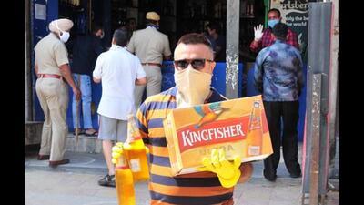 Even last year, the liquor vend in Dhanas had fetched the Chandigarh excise and taxation department ₹11.55 crore, the highest bid until then. (HT File Photo) Even last year, the liquor vend in Dhanas had fetched the Chandigarh excise and taxation department ₹11.55 crore, the highest bid until then. (HT File Photo)