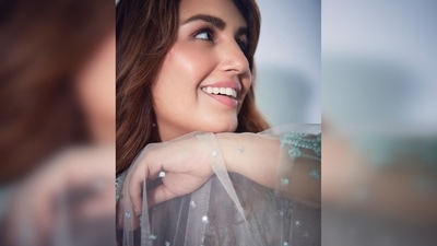 Huma Qureshi captioned her post, "Dekho Chand Aaya .. Chand Nazar Aaya." (Instagram/@iamhumaq) Huma Qureshi captioned her post, "Dekho Chand Aaya .. Chand Nazar Aaya." (Instagram/@iamhumaq)
