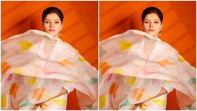 On Monday, Rubina displayed her love for the six yards by draping herself in one for a photoshoot. She captioned the post, "Something about a Saree that can't go unnoticed." And we totally agree with the Bigg Boss 14 winner. (Instagram/@rubinadilaik) On Monday, Rubina displayed her love for the six yards by draping herself in one for a photoshoot. She captioned the post, "Something about a Saree that can't go unnoticed." And we totally agree with the Bigg Boss 14 winner. (Instagram/@rubinadilaik)