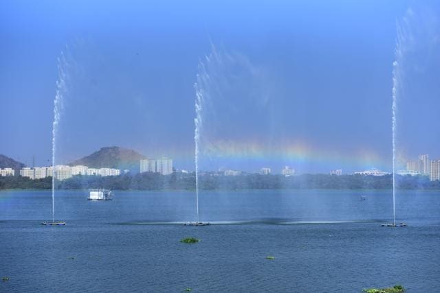 The newly-installed artificial water fountain come alive at Powai Lake and create a rainbow (Photo by Vijay Bate/HT Photo) The newly-installed artificial water fountain come alive at Powai Lake and create a rainbow (Photo by Vijay Bate/HT Photo)